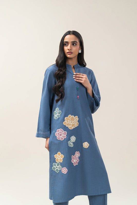 2 PIECE EMBROIDERED DOBBY SUIT (PRET)