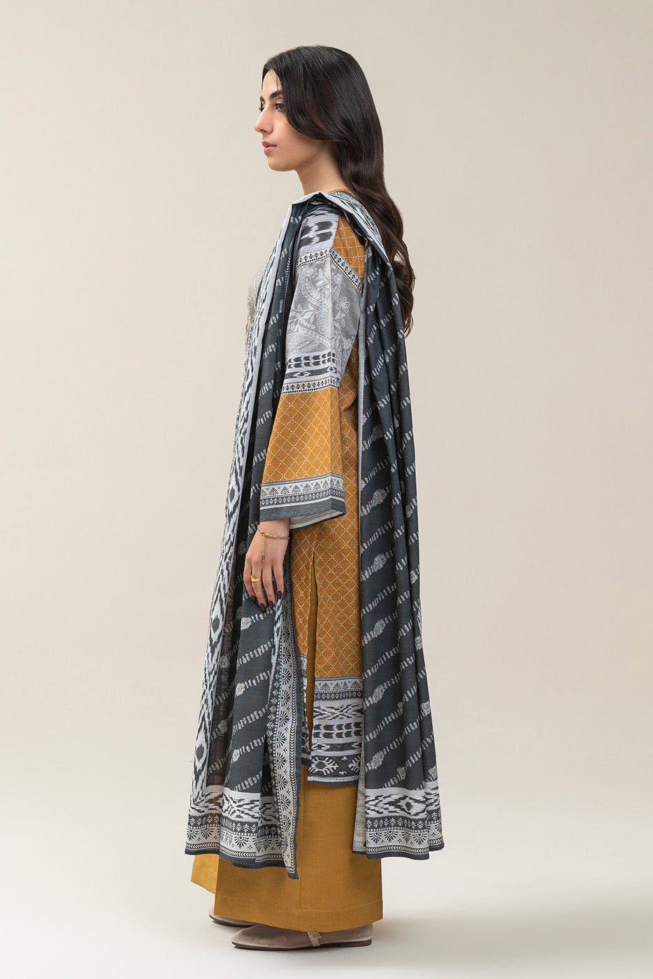 3 PIECE PRINTED LAWN SUIT-MEDALLION DEW SUIT